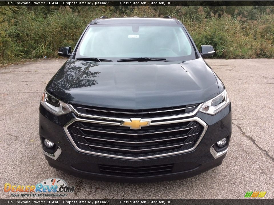 2019 Chevrolet Traverse LT AWD Graphite Metallic / Jet Black Photo #2