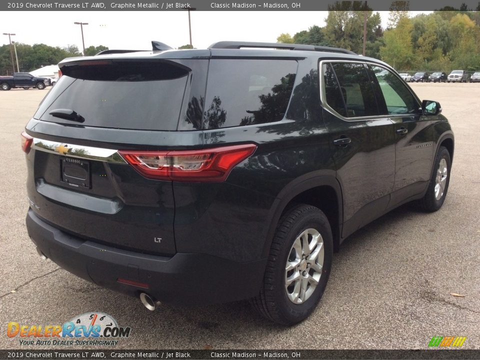 2019 Chevrolet Traverse LT AWD Graphite Metallic / Jet Black Photo #6