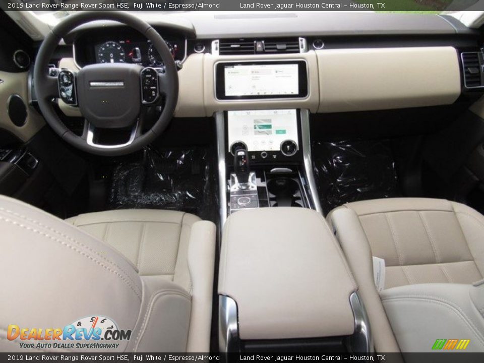 Dashboard of 2019 Land Rover Range Rover Sport HSE Photo #4