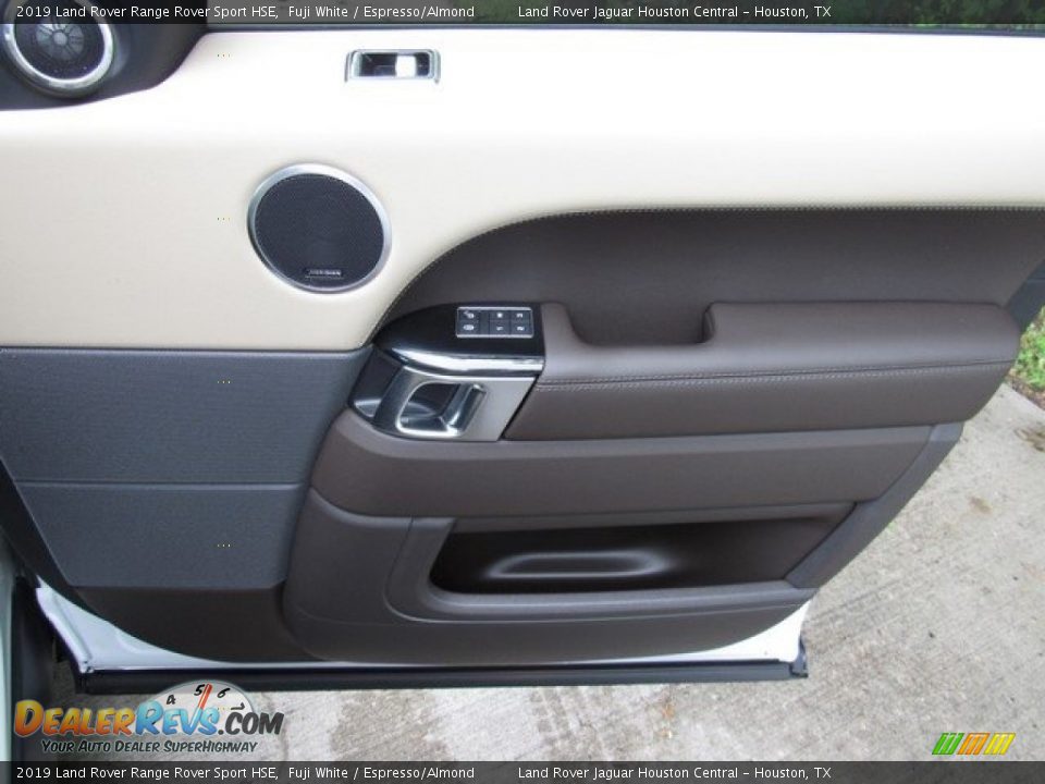 Door Panel of 2019 Land Rover Range Rover Sport HSE Photo #20
