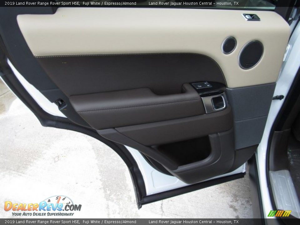 Door Panel of 2019 Land Rover Range Rover Sport HSE Photo #22