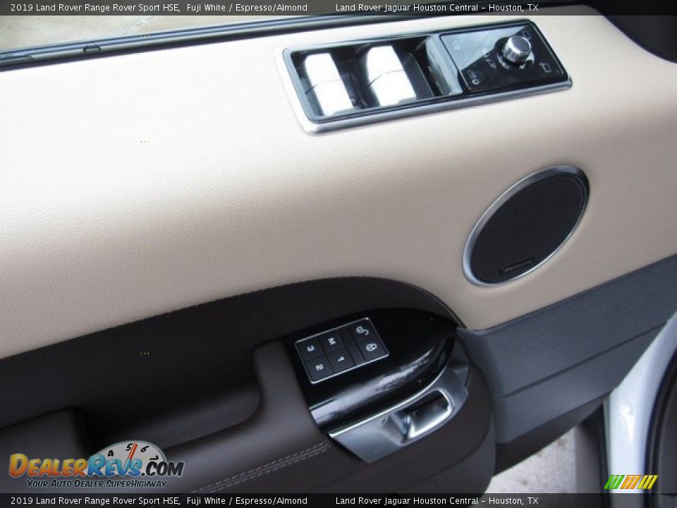 Door Panel of 2019 Land Rover Range Rover Sport HSE Photo #24