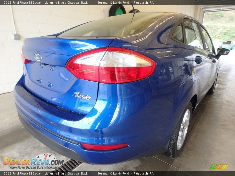 2018 Ford Fiesta SE Sedan Lightning Blue / Charcoal Black Photo #2