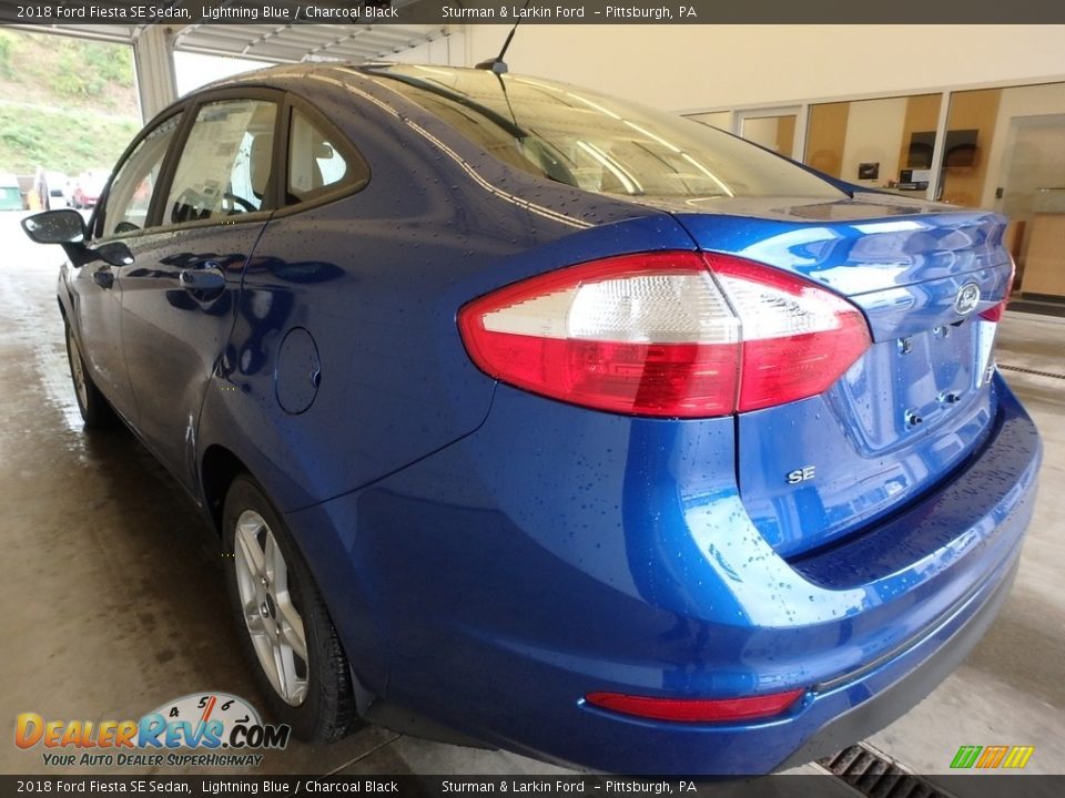 2018 Ford Fiesta SE Sedan Lightning Blue / Charcoal Black Photo #3