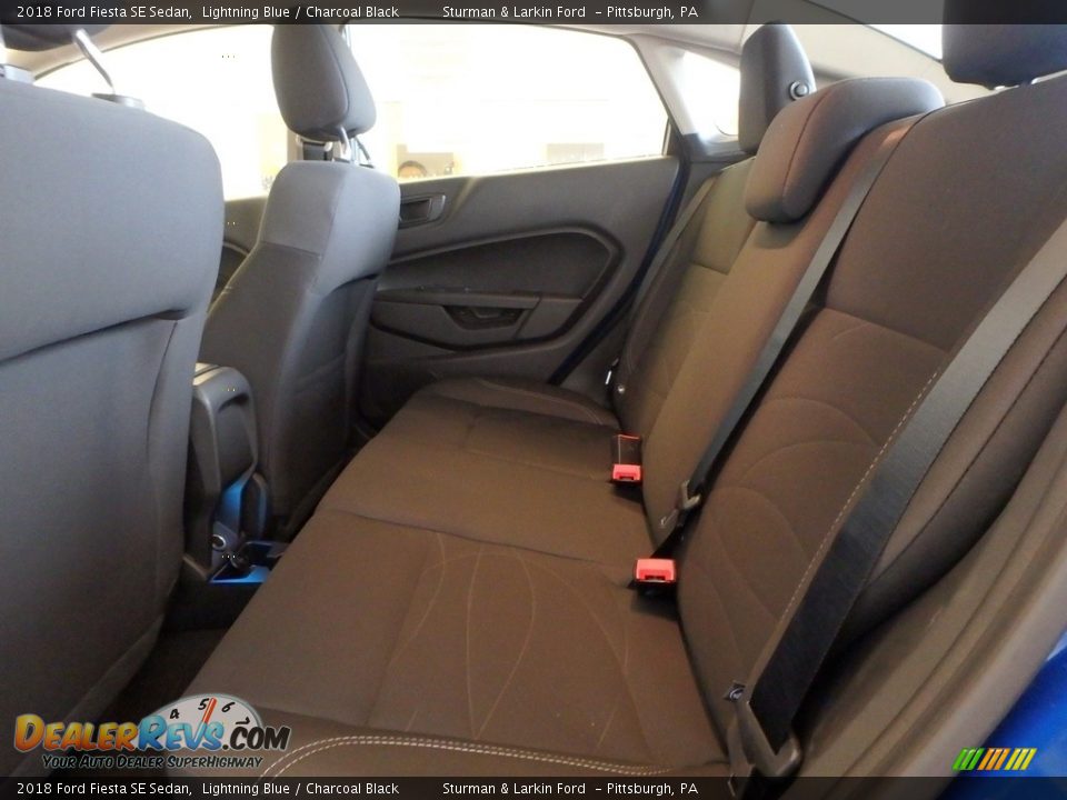 2018 Ford Fiesta SE Sedan Lightning Blue / Charcoal Black Photo #7