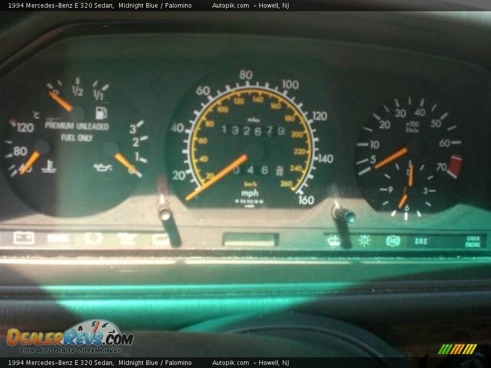 1994 Mercedes-Benz E 320 Sedan Midnight Blue / Palomino Photo #14