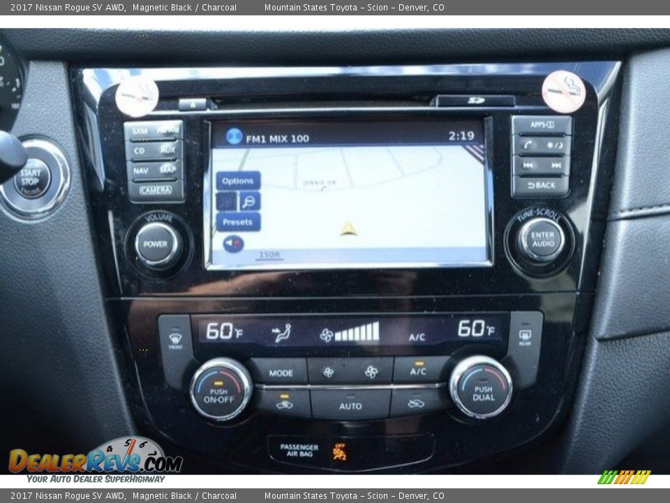 2017 Nissan Rogue SV AWD Magnetic Black / Charcoal Photo #11