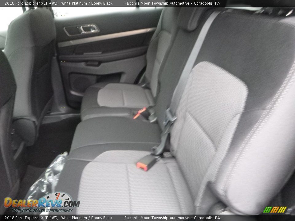 2018 Ford Explorer XLT 4WD White Platinum / Ebony Black Photo #8