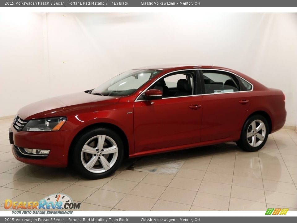 2015 Volkswagen Passat S Sedan Fortana Red Metallic / Titan Black Photo #3