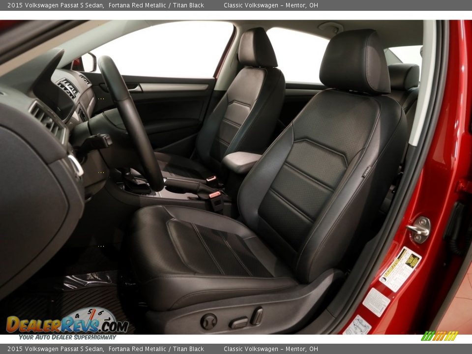 2015 Volkswagen Passat S Sedan Fortana Red Metallic / Titan Black Photo #5