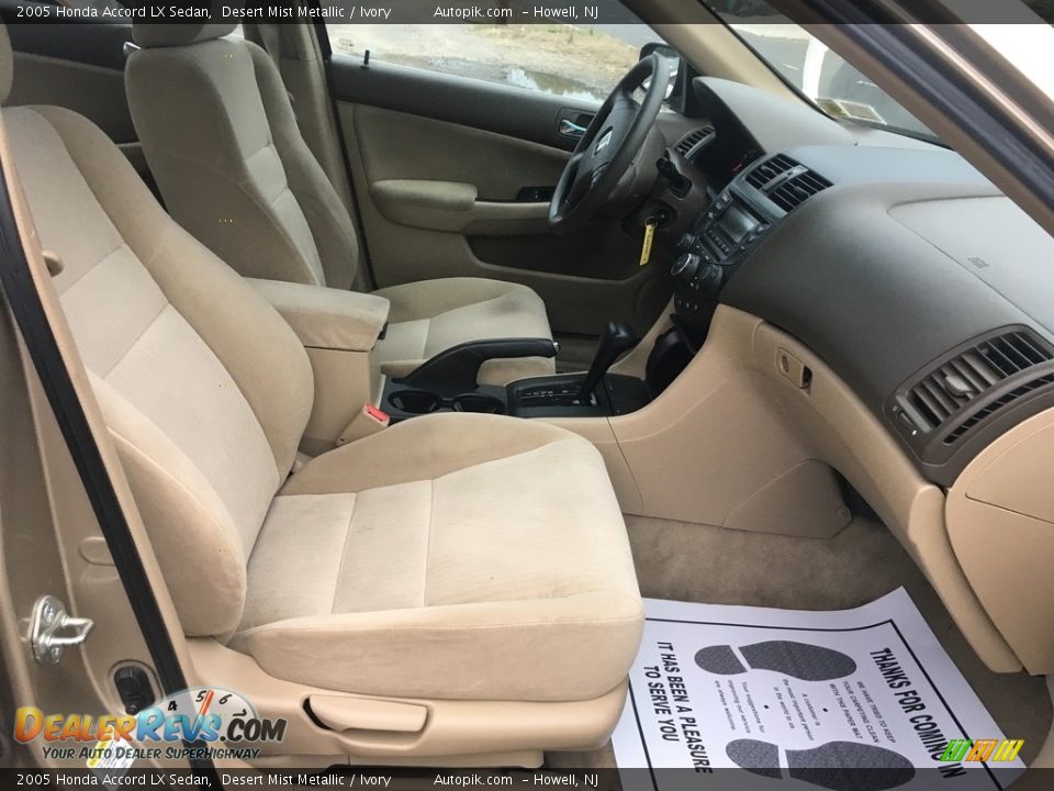 2005 Honda Accord LX Sedan Desert Mist Metallic / Ivory Photo #12