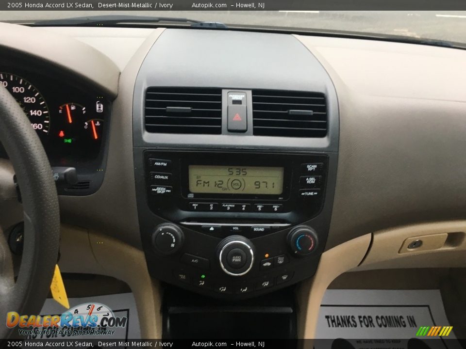2005 Honda Accord LX Sedan Desert Mist Metallic / Ivory Photo #14