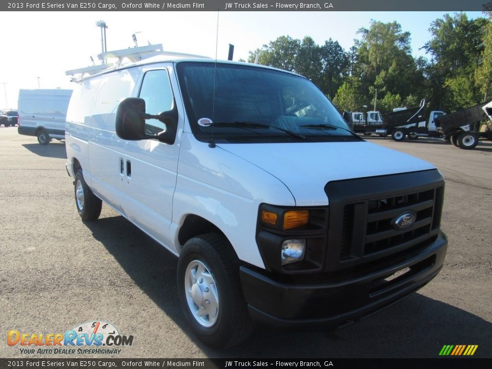 2013 Ford E Series Van E250 Cargo Oxford White / Medium Flint Photo #7