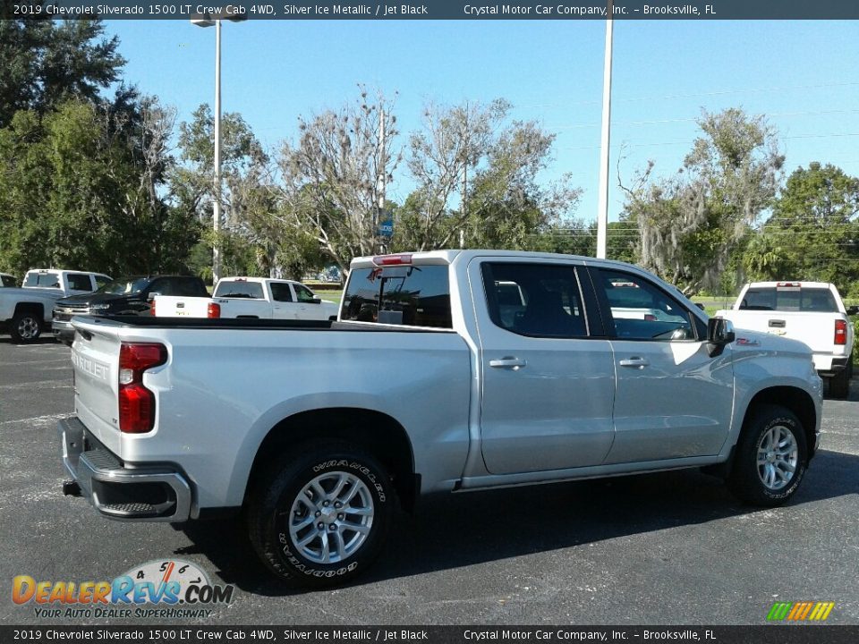 2019 Chevrolet Silverado 1500 LT Crew Cab 4WD Silver Ice Metallic / Jet Black Photo #5