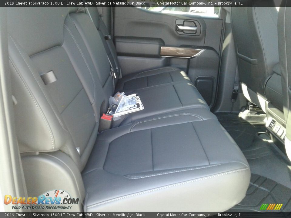 2019 Chevrolet Silverado 1500 LT Crew Cab 4WD Silver Ice Metallic / Jet Black Photo #11