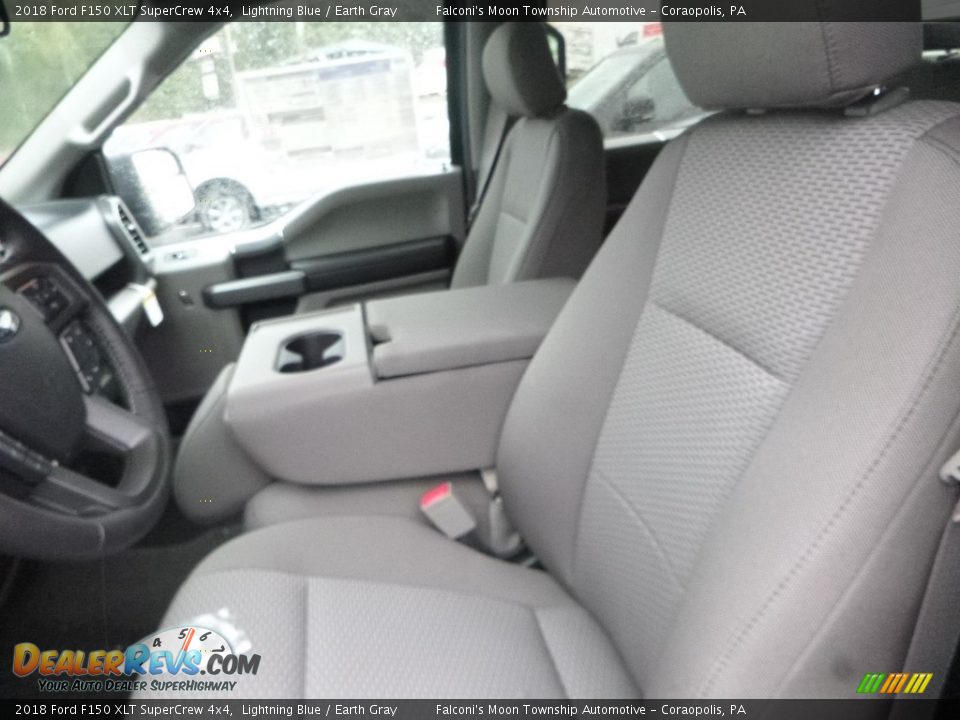 Front Seat of 2018 Ford F150 XLT SuperCrew 4x4 Photo #11