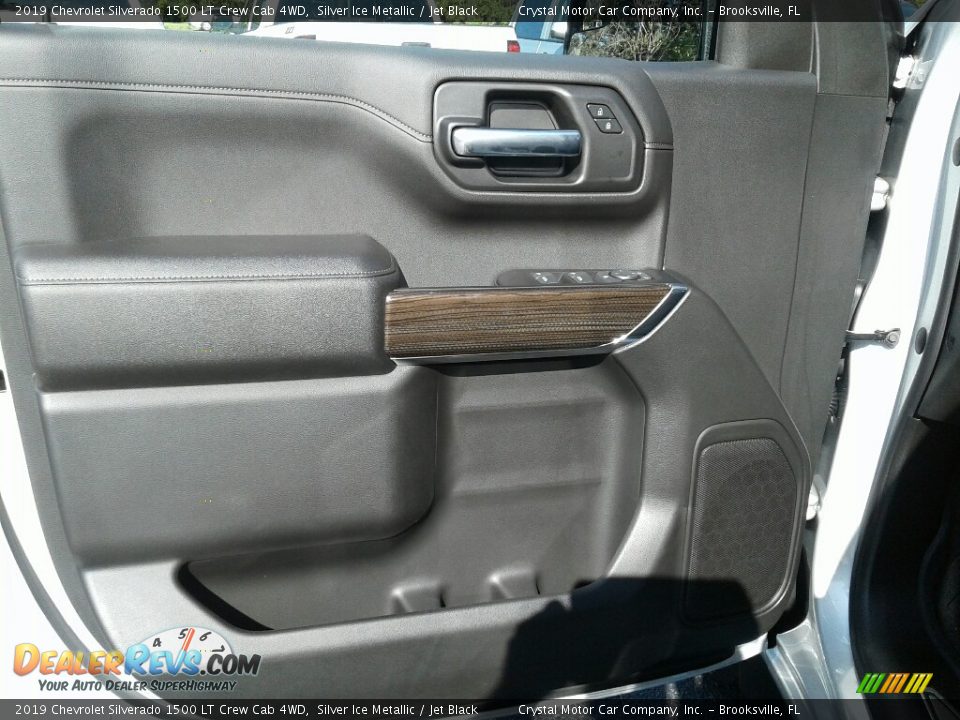 2019 Chevrolet Silverado 1500 LT Crew Cab 4WD Silver Ice Metallic / Jet Black Photo #17