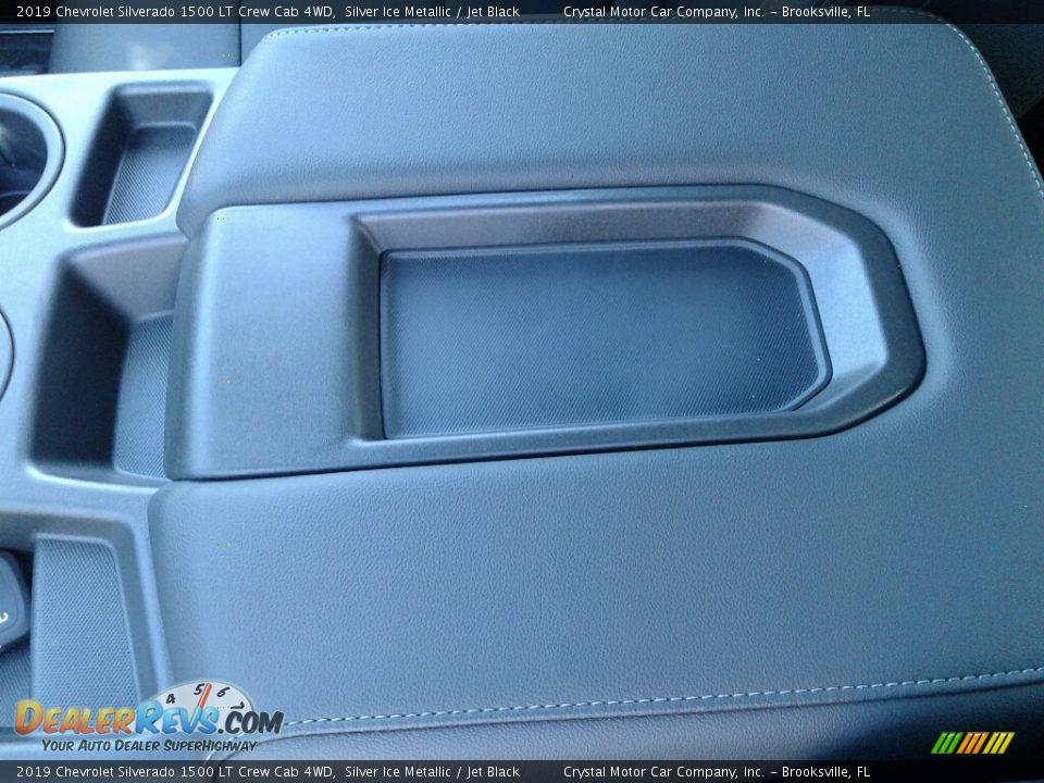 2019 Chevrolet Silverado 1500 LT Crew Cab 4WD Silver Ice Metallic / Jet Black Photo #18