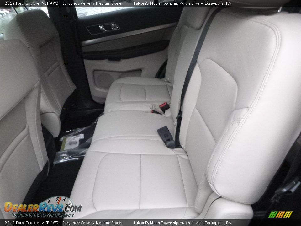 Rear Seat of 2019 Ford Explorer XLT 4WD Photo #9