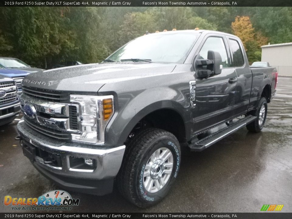 Magnetic 2019 Ford F250 Super Duty XLT SuperCab 4x4 Photo #4