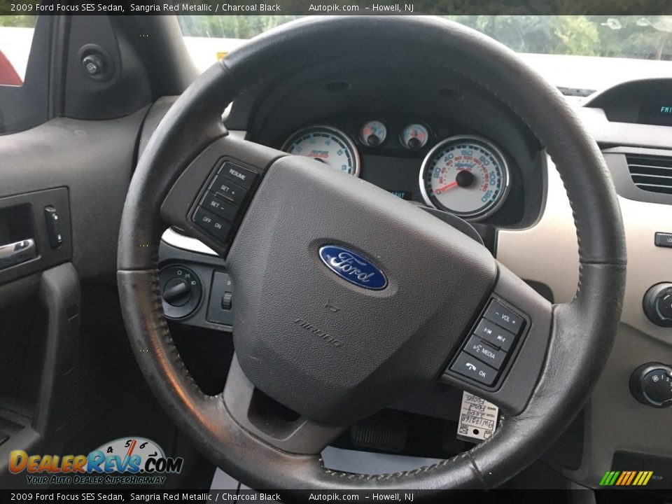 2009 Ford Focus SES Sedan Sangria Red Metallic / Charcoal Black Photo #15