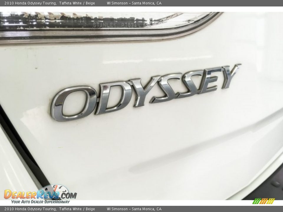 2010 Honda Odyssey Touring Taffeta White / Beige Photo #7