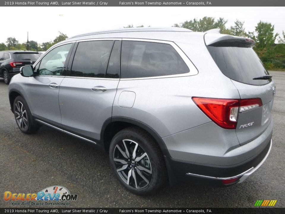 2019 Honda Pilot Touring AWD Lunar Silver Metallic / Gray Photo #2