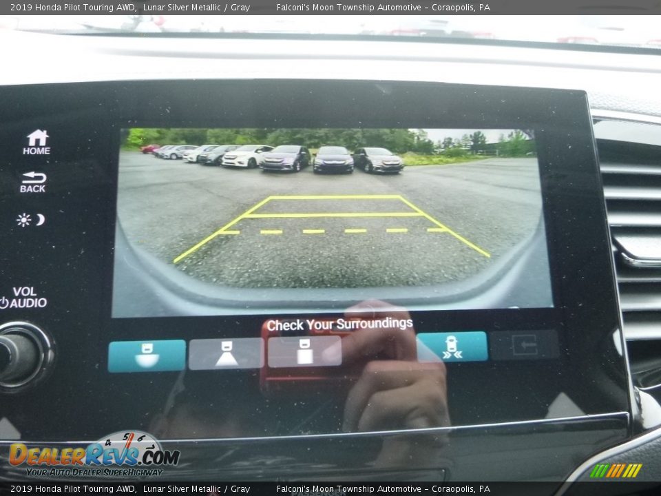 2019 Honda Pilot Touring AWD Lunar Silver Metallic / Gray Photo #15