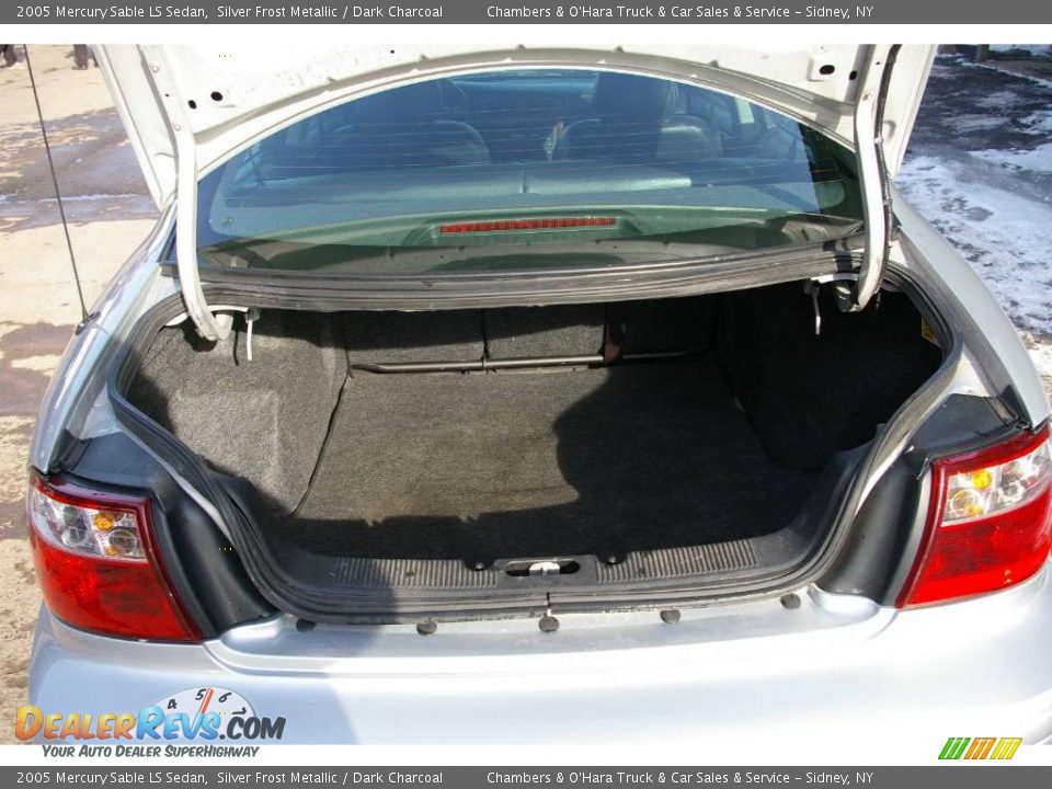 2005 Mercury Sable LS Sedan Silver Frost Metallic / Dark Charcoal Photo #12