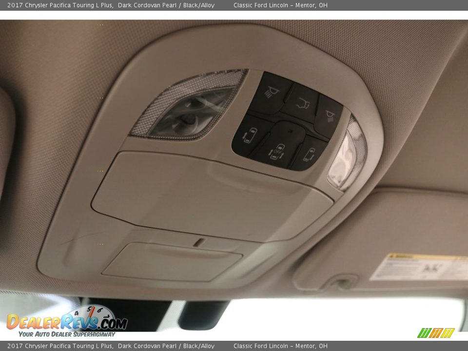 2017 Chrysler Pacifica Touring L Plus Dark Cordovan Pearl / Black/Alloy Photo #9