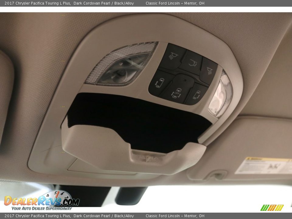 2017 Chrysler Pacifica Touring L Plus Dark Cordovan Pearl / Black/Alloy Photo #10
