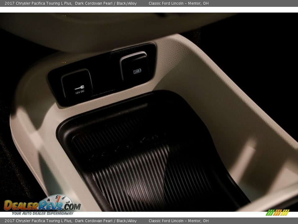 2017 Chrysler Pacifica Touring L Plus Dark Cordovan Pearl / Black/Alloy Photo #22