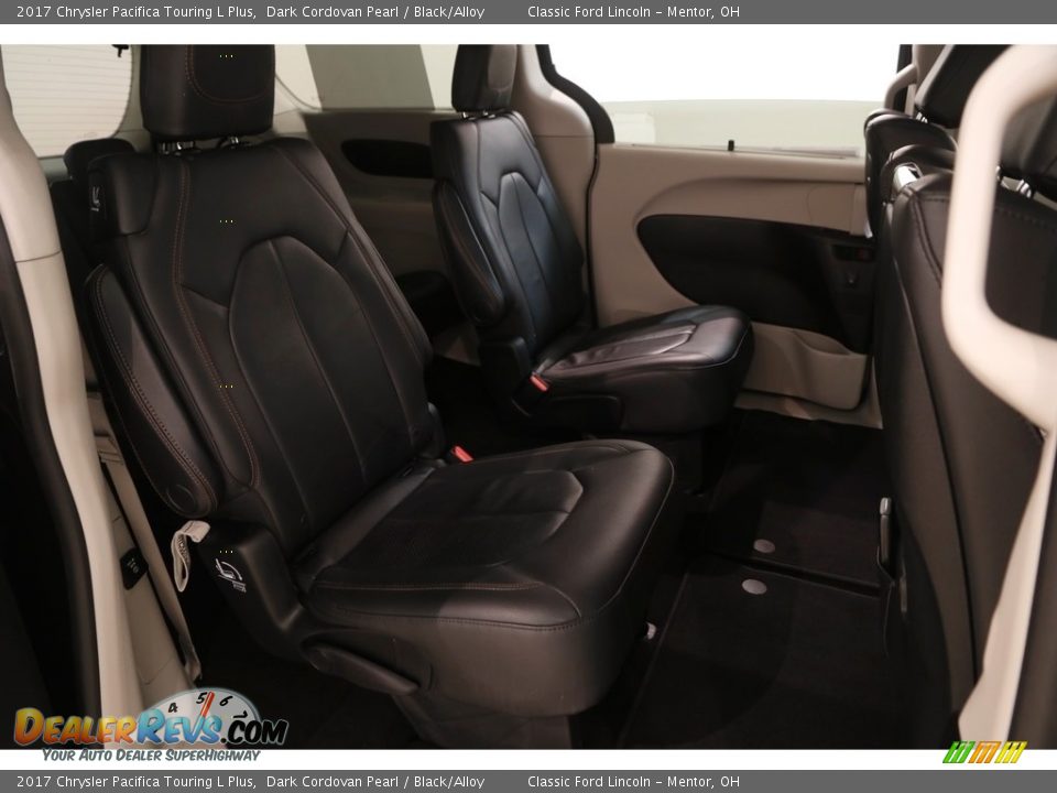2017 Chrysler Pacifica Touring L Plus Dark Cordovan Pearl / Black/Alloy Photo #25