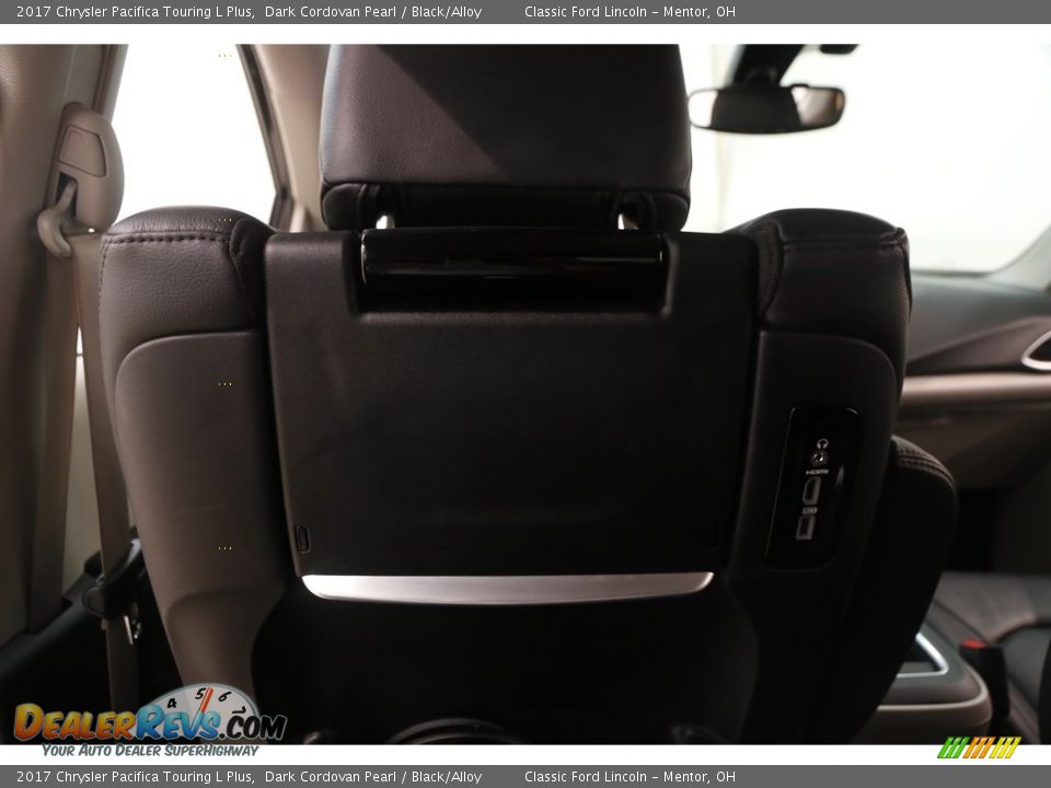 2017 Chrysler Pacifica Touring L Plus Dark Cordovan Pearl / Black/Alloy Photo #28