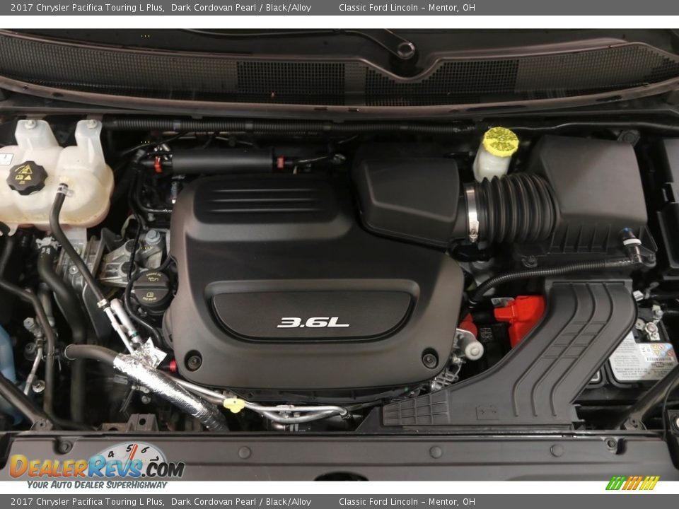 2017 Chrysler Pacifica Touring L Plus Dark Cordovan Pearl / Black/Alloy Photo #32