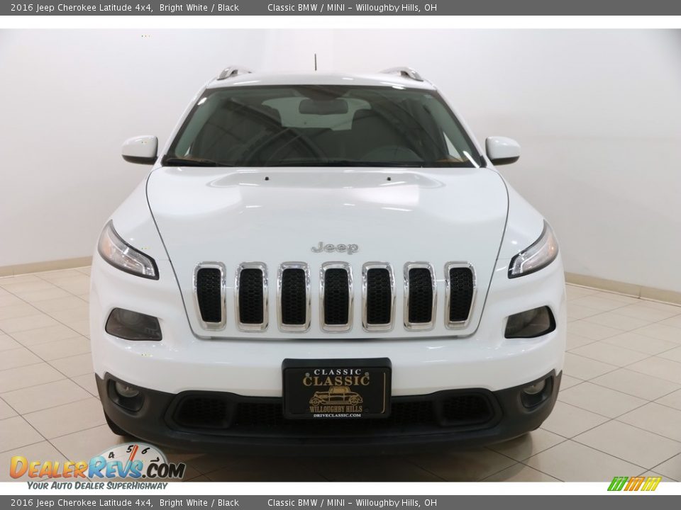 2016 Jeep Cherokee Latitude 4x4 Bright White / Black Photo #2