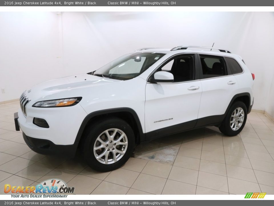 2016 Jeep Cherokee Latitude 4x4 Bright White / Black Photo #3