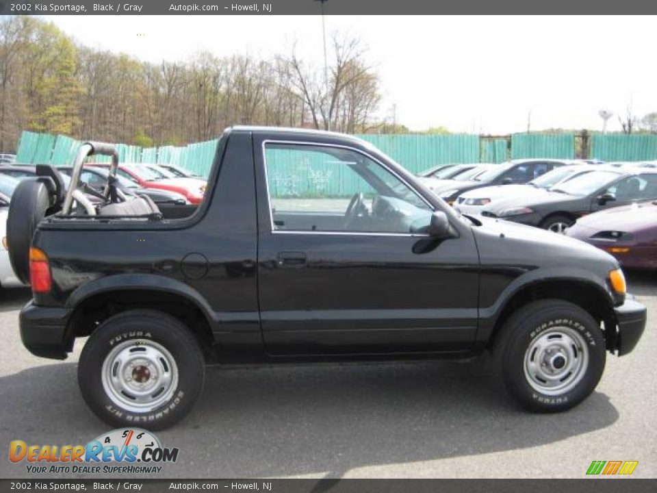2002 Kia Sportage Black / Gray Photo #7