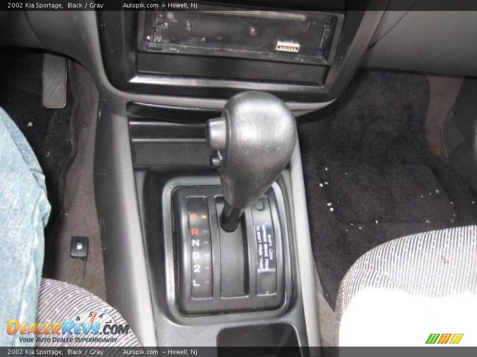 2002 Kia Sportage Black / Gray Photo #25