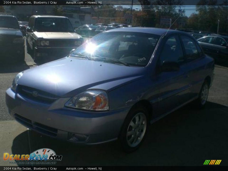 2004 Kia Rio Sedan Blueberry / Gray Photo #2