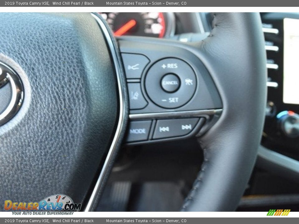 2019 Toyota Camry XSE Steering Wheel Photo #27