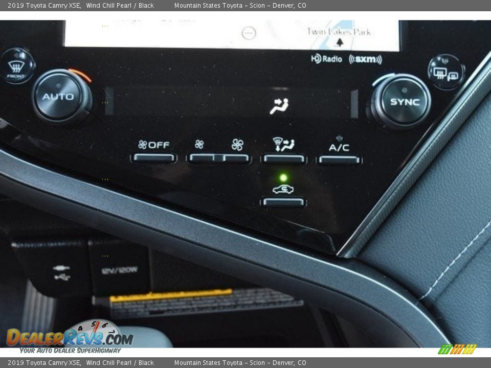 Controls of 2019 Toyota Camry XSE Photo #29