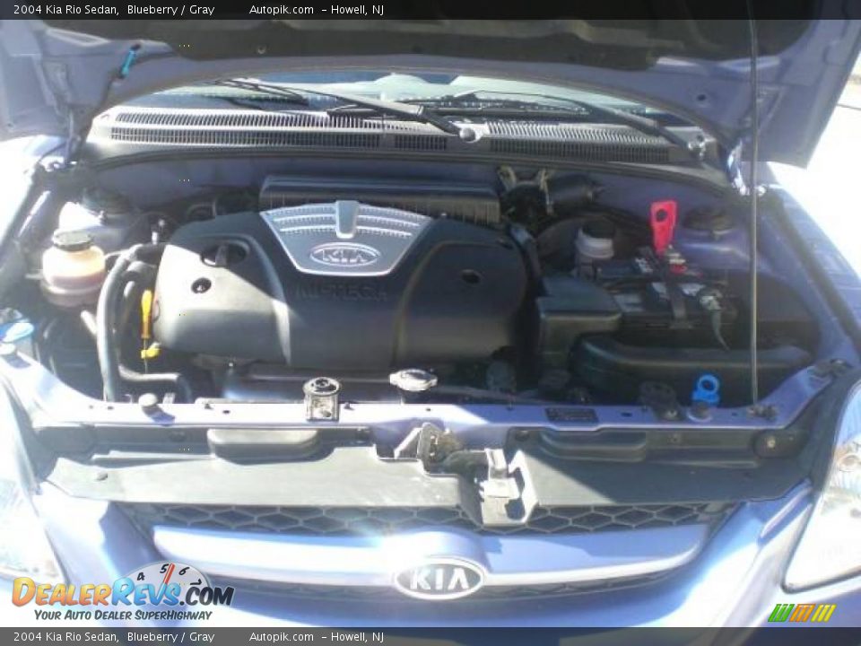 2004 Kia Rio Sedan Blueberry / Gray Photo #18