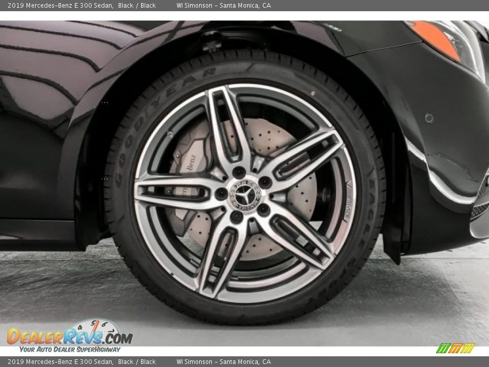 2019 Mercedes-Benz E 300 Sedan Black / Black Photo #9