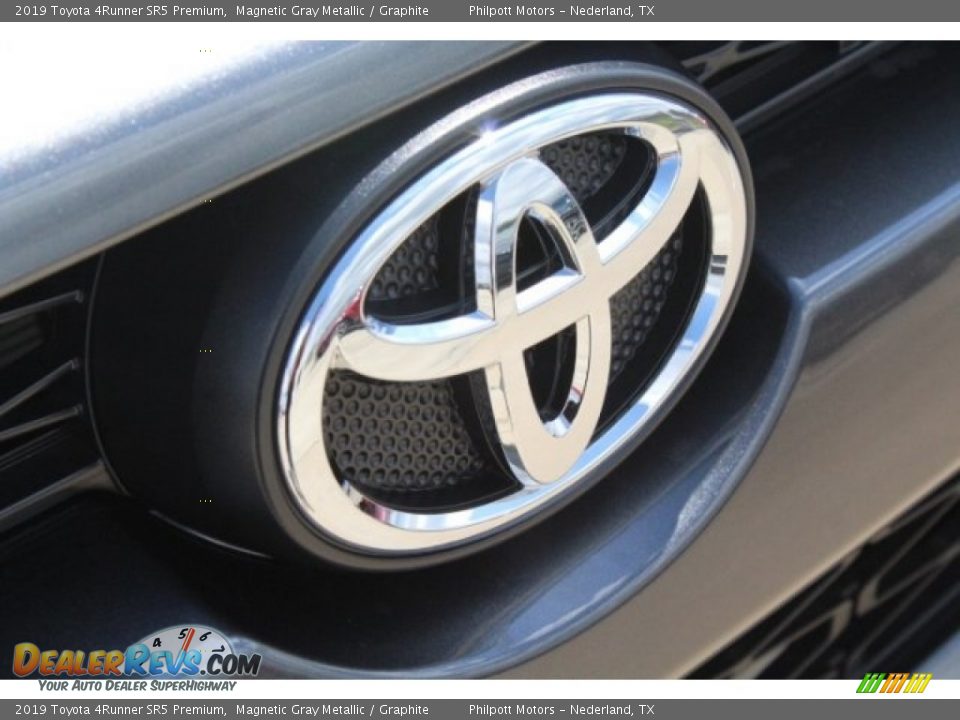 2019 Toyota 4Runner SR5 Premium Magnetic Gray Metallic / Graphite Photo #11