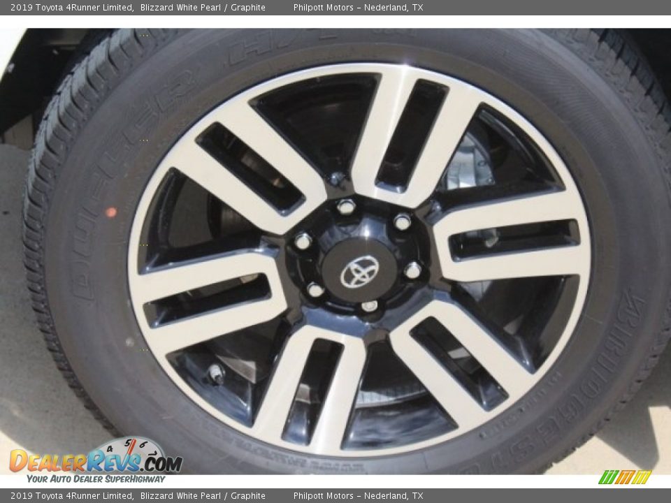 2019 Toyota 4Runner Limited Blizzard White Pearl / Graphite Photo #4