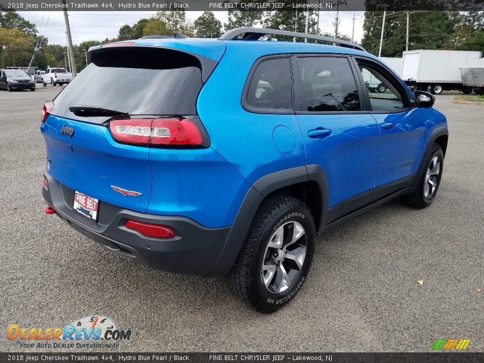 2018 Jeep Cherokee Trailhawk 4x4 Hydro Blue Pearl / Black Photo #7