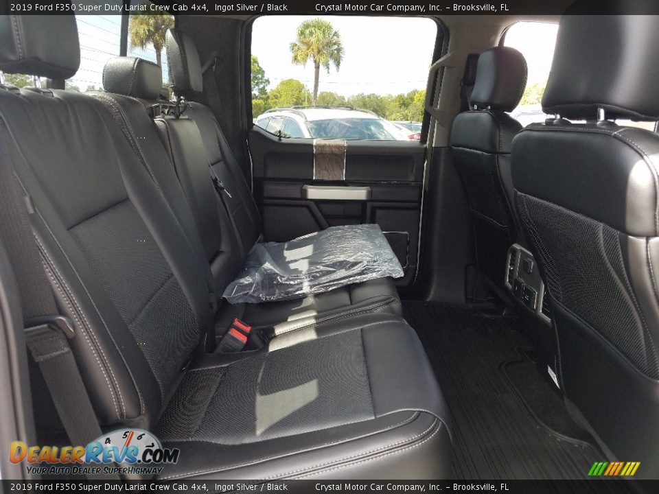 Rear Seat of 2019 Ford F350 Super Duty Lariat Crew Cab 4x4 Photo #11