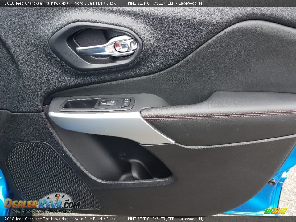 2018 Jeep Cherokee Trailhawk 4x4 Hydro Blue Pearl / Black Photo #10