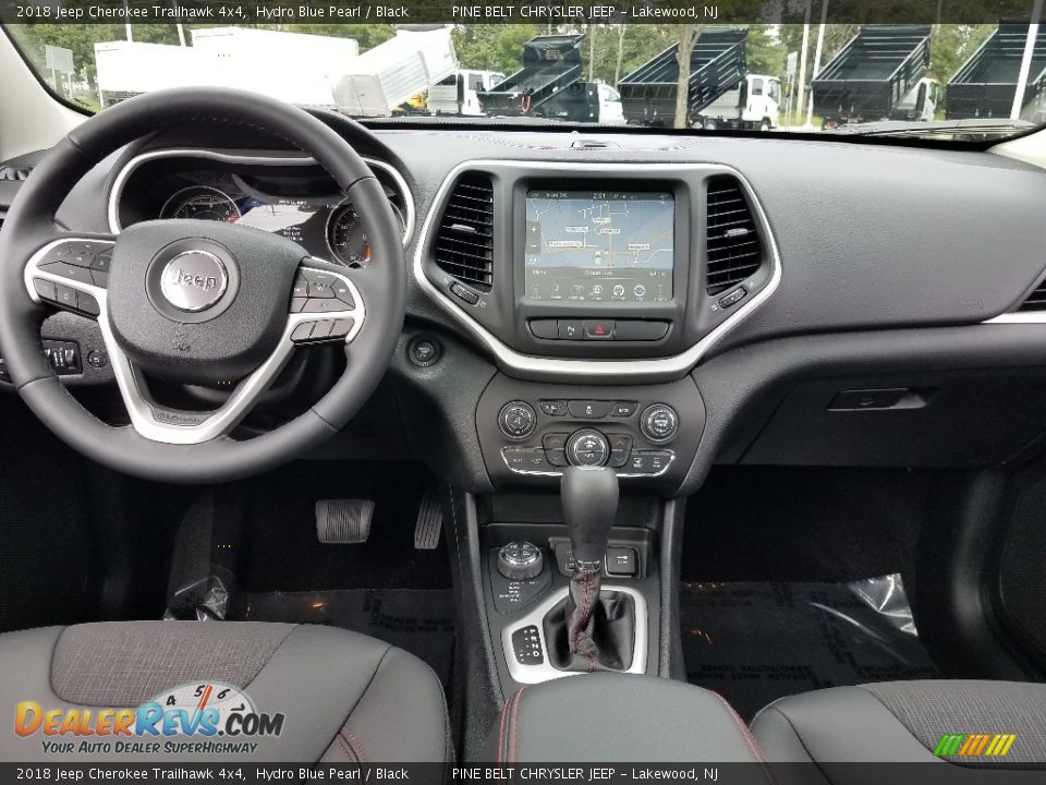 Dashboard of 2018 Jeep Cherokee Trailhawk 4x4 Photo #20